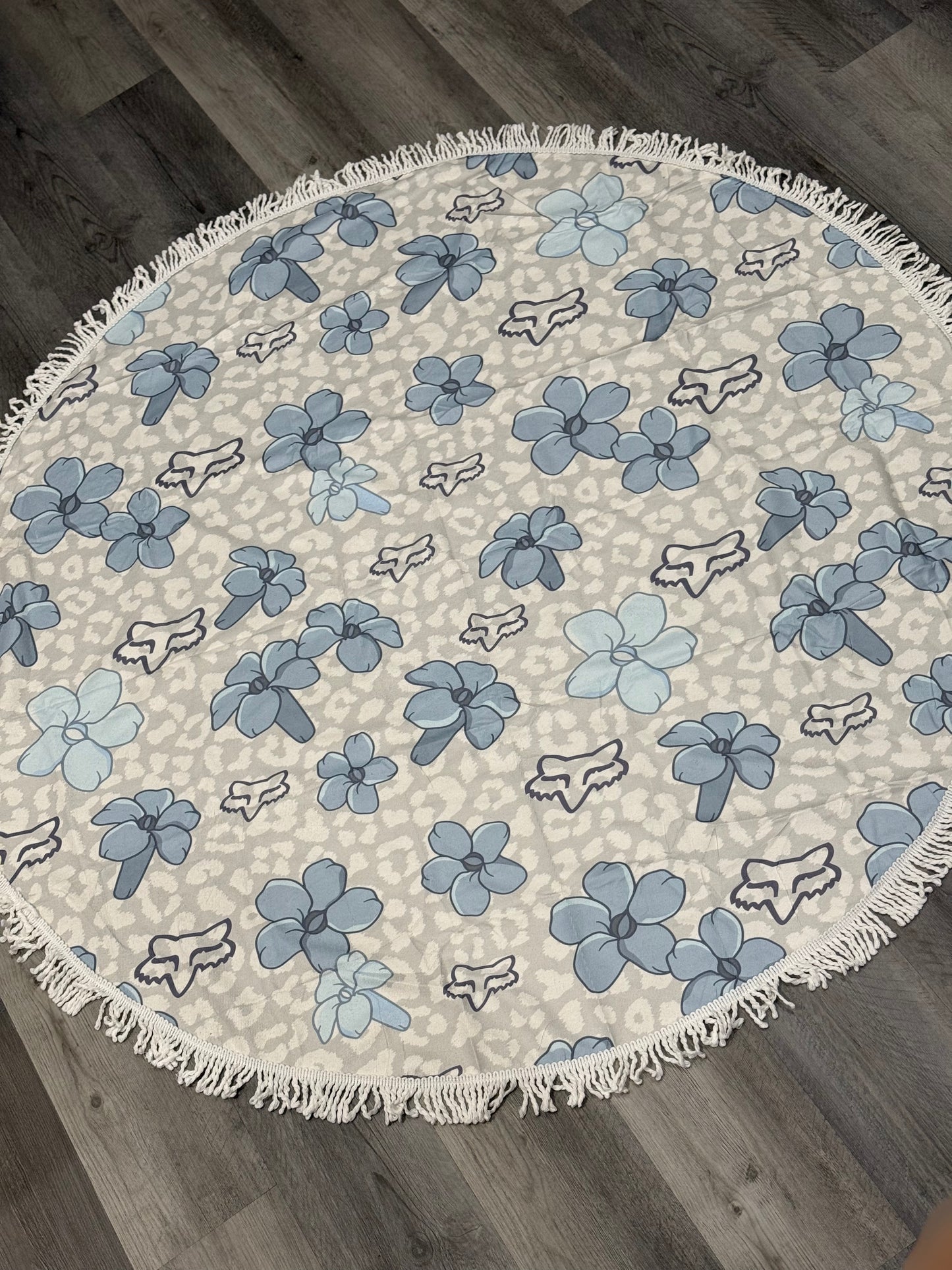 Fox Pua Round Beach Blanket