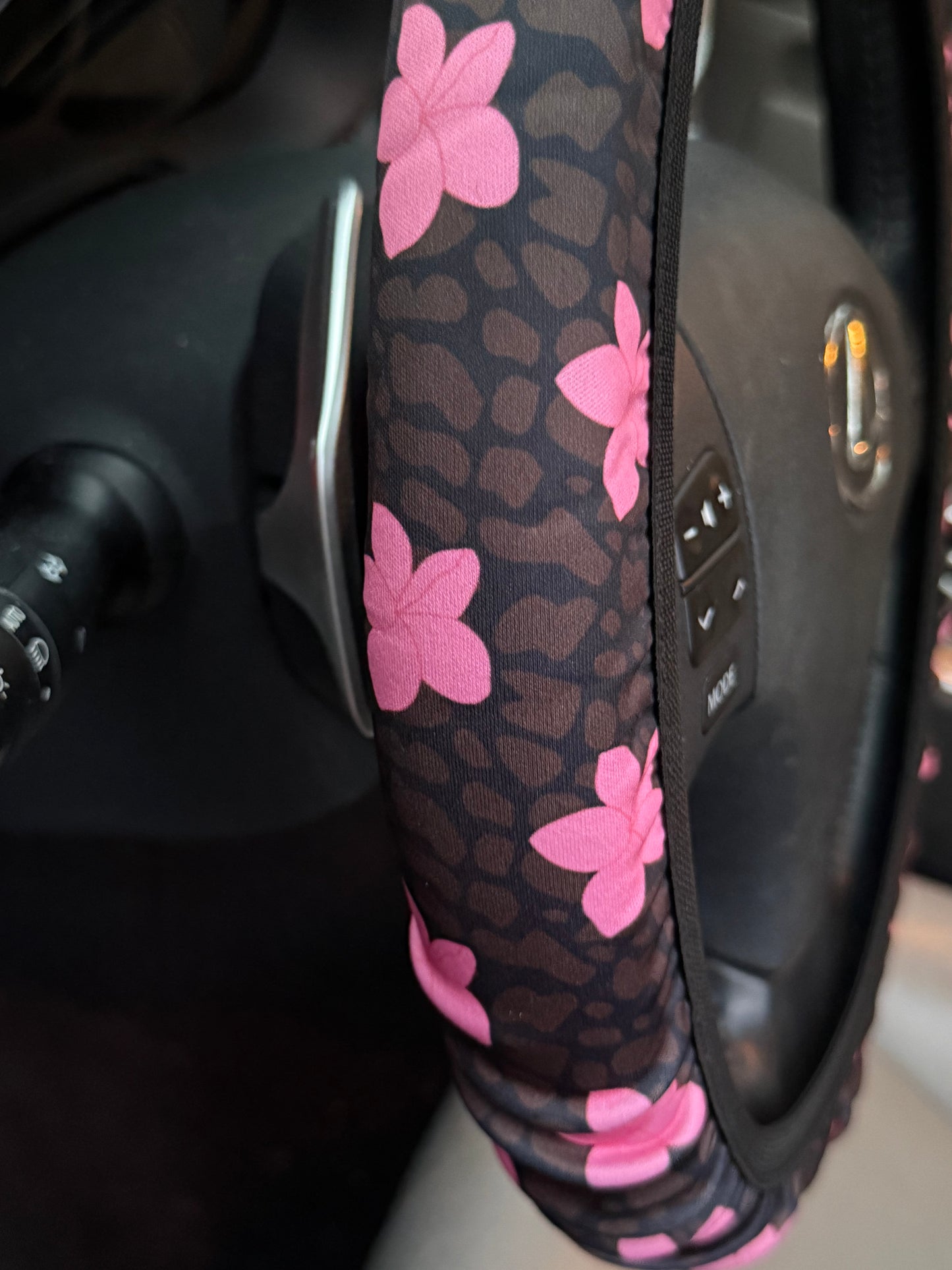 Pua Steering Wheel Covers