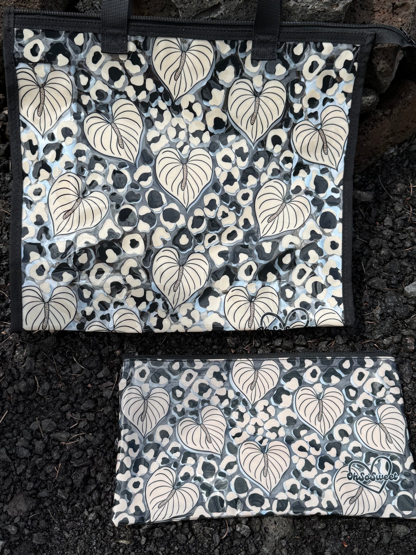 Mocha Anthurium Tote Set